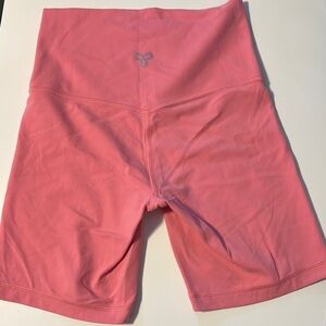TNA Butter Bicycle Shorts Pink